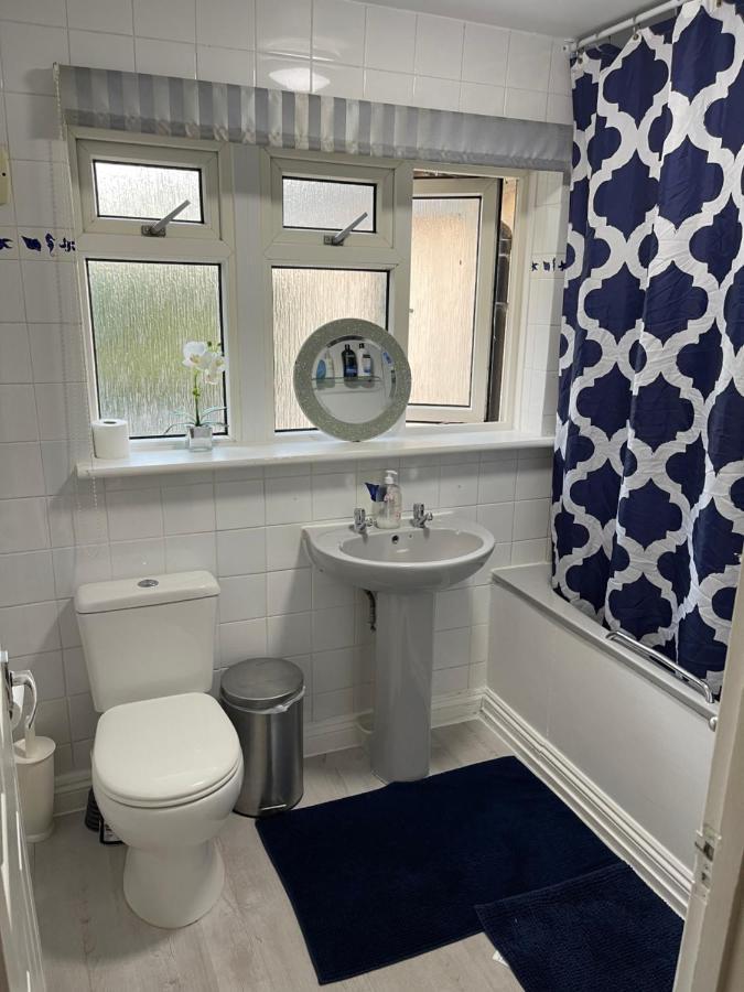 ホテル Shared House In Chakeshill Drive ブリストル エクステリア 写真
