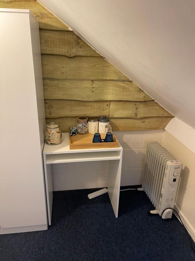 ホテル Shared House In Chakeshill Drive ブリストル エクステリア 写真