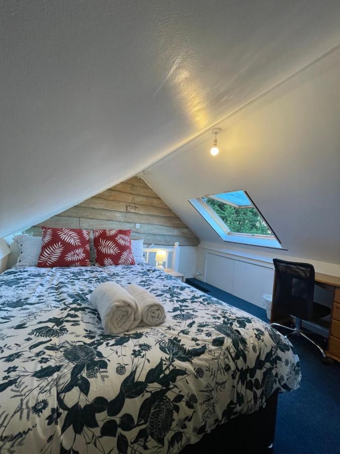 ホテル Shared House In Chakeshill Drive ブリストル エクステリア 写真